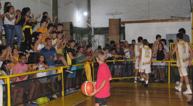 ZANI, VALEN LOS APLAUSOS DEL FINAL