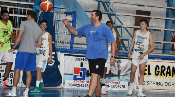 ALE BURGOS, AL QUE LOS PERGAMINOS NO LE HACEN PERDER LA HUMILDAD