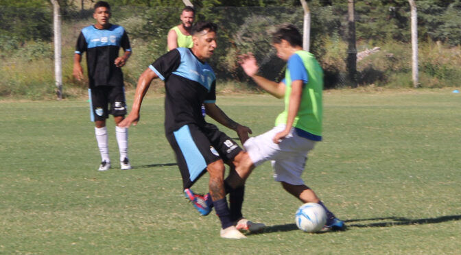 GIMNASIA TUVO SUS PRIMEROS MINUTOS DE FÚTBOL EN PARQUE SUR