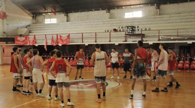 ROCAMORA RECIBE A PROVINCIAL BUSCANDO VOLVER AL TRIUNFO