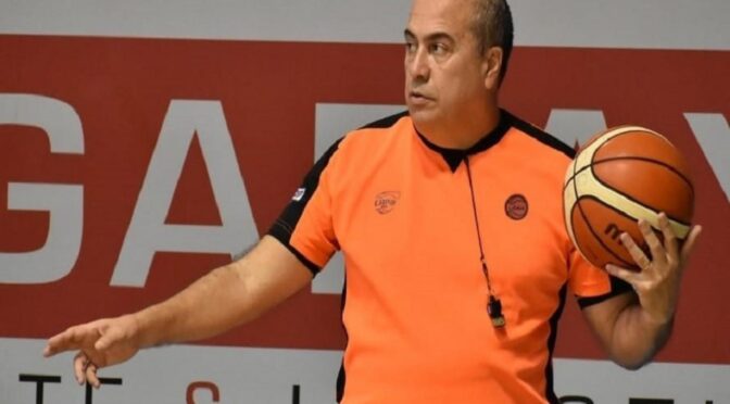 BOCA-REGATAS DE CORRIENTES, EL ÚLTIMO PARTIDO DE JAVIER MENDOZA COMO ÁRBITRO