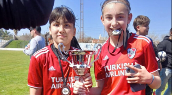 PRIMER TÍTULO PARA JAZMIN Y BERE CON RIVER PLATE