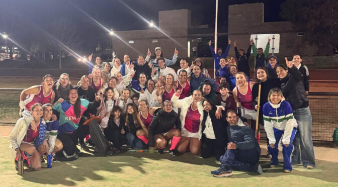FELICIDAD PARA EL CLUB DE PROFESIONALES, TÍTULO Y ASCENSO