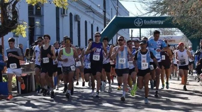LOS URUGUAYENSES EN LA EXITOSA MARATÓN TECNOLÓGICA