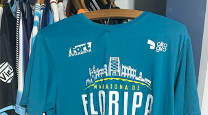 JUANCHY TEGLI Y LA CAMISETA DE SU 36ª MARATÓN