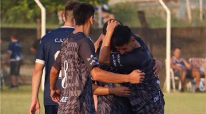 EL “MECÁNICO” VOLVIÓ A GANAR. EMPATÓ PARQUE