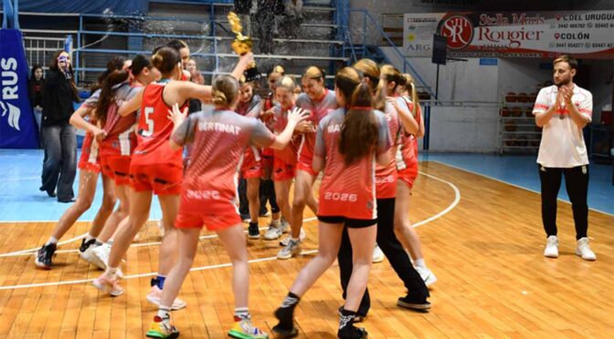 SANTA ELENA JUSTO CAMPEÓN. LA ASOCIACIÓN FUE SEGUNDA